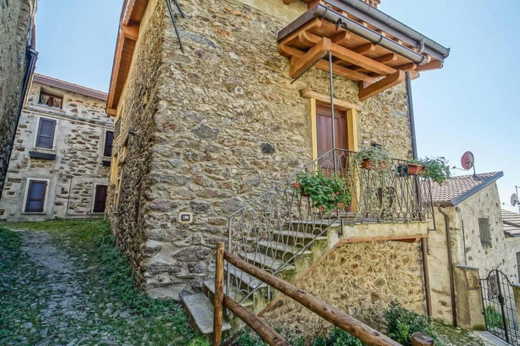Chalet La Terrazza Vista Lago Bellano Exterior foto